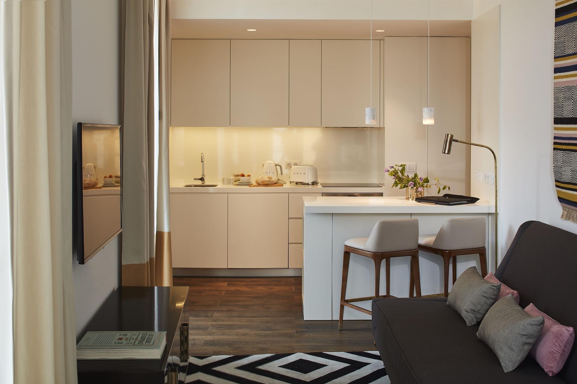 The Lumiares Hotel & Spa - Small Luxury Hotels Of The World Lisbon Bagian luar foto A kitchen in a typical apartment