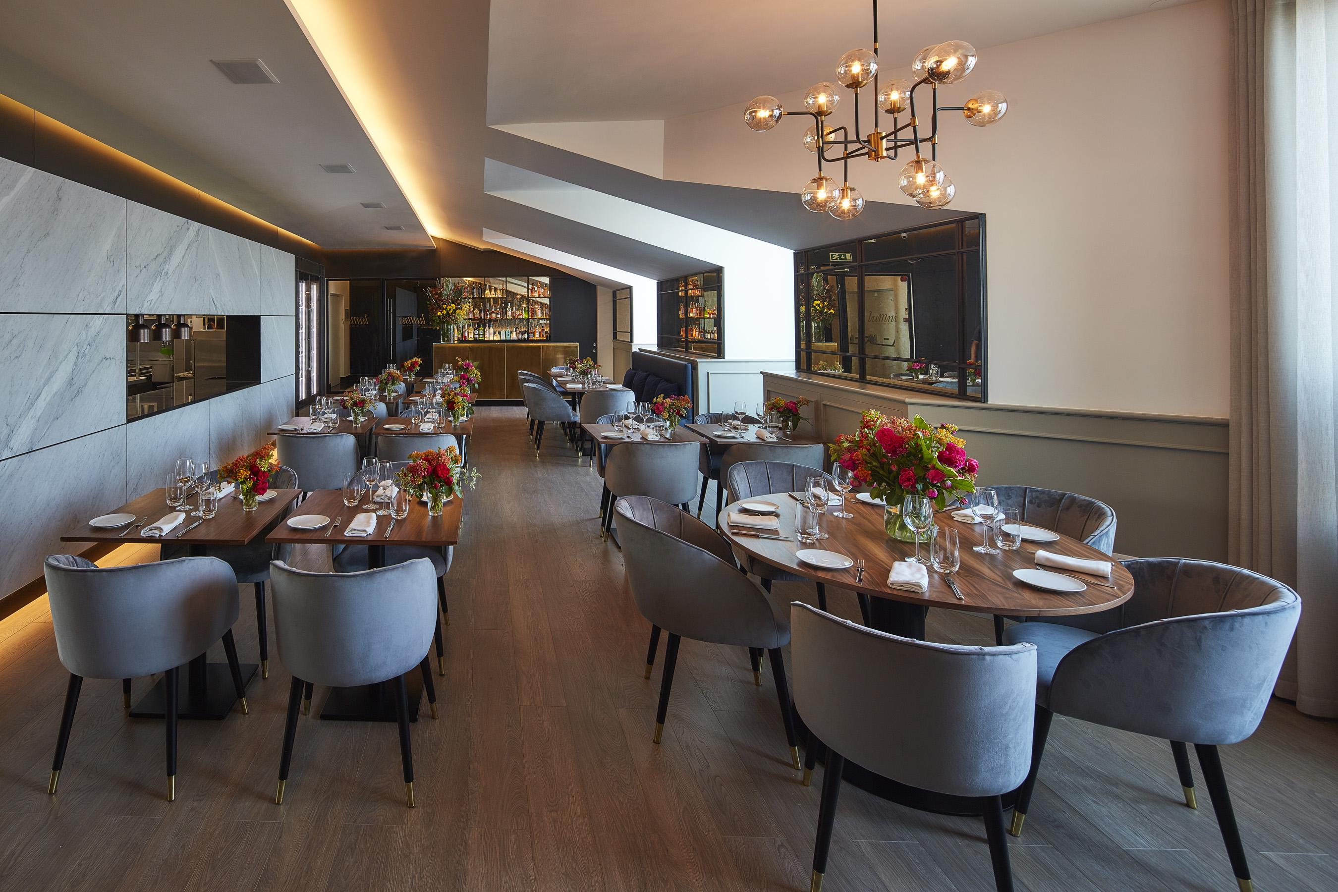 The Lumiares Hotel & Spa - Small Luxury Hotels Of The World Lisbon Bagian luar foto The interior of the restaurant